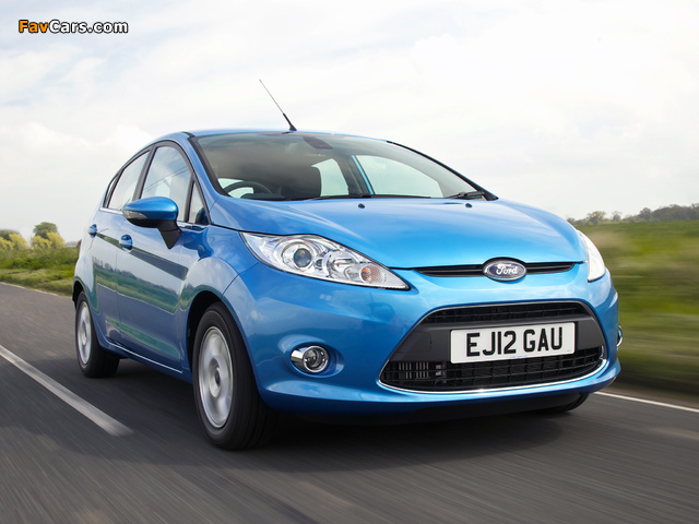 Pictures of Ford Fiesta 5-door UK-spec 2008–12 (640 x 480)