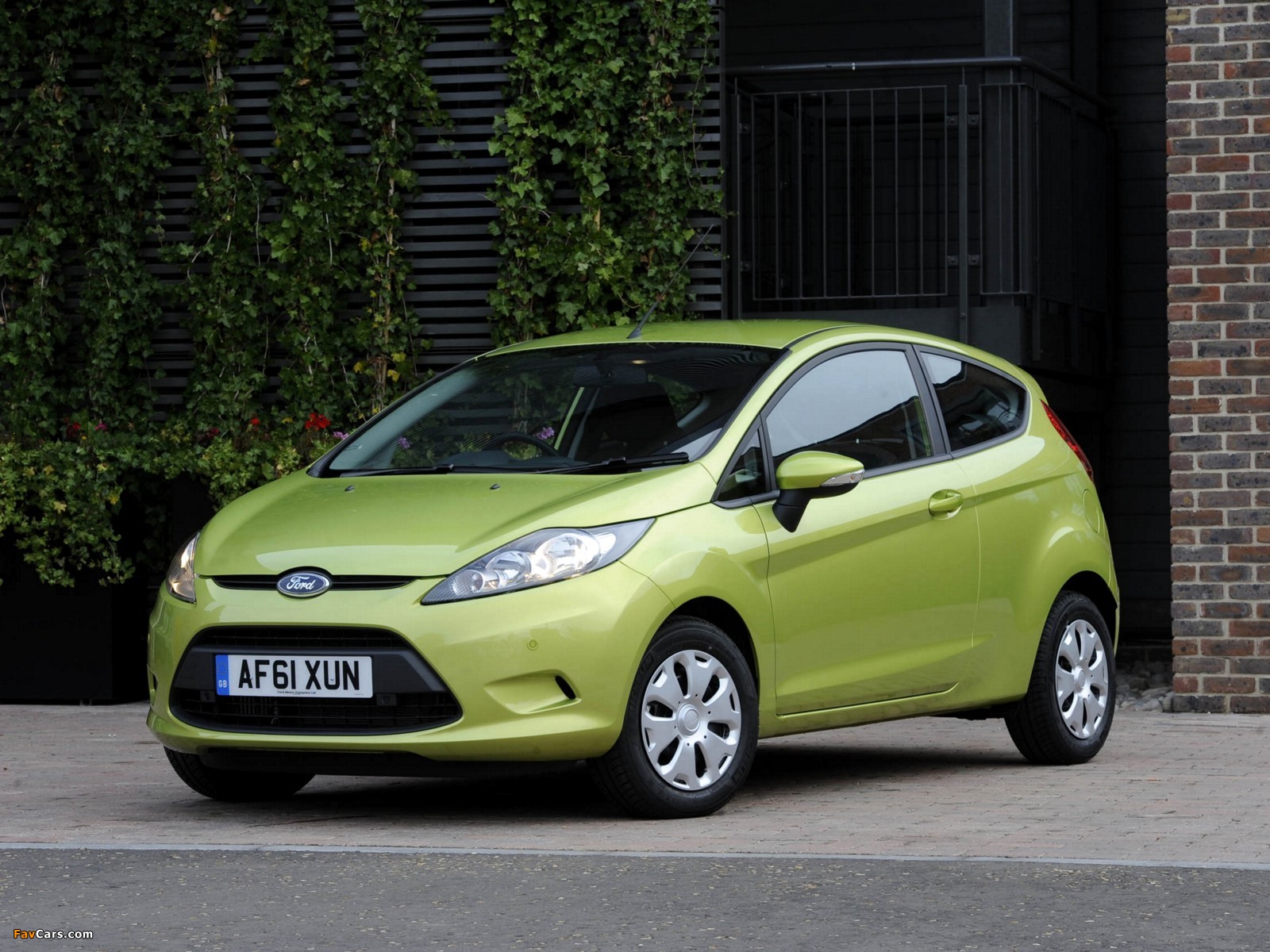 Pictures of Ford Fiesta 3-door ECOnetic UK-spec 2011 (1600 x 1200)