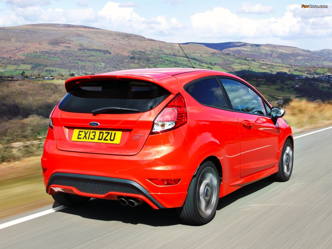 Pictures of Ford Fiesta ST 3-door UK-spec 2013 (1280 x 960)