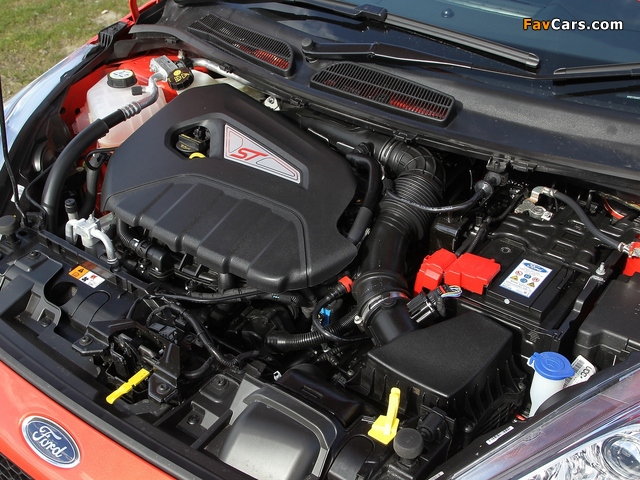Pictures of Ford Fiesta ST 3-door UK-spec 2013 (640 x 480)
