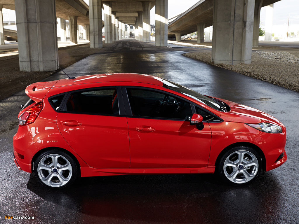 Pictures of Ford Fiesta ST US-spec 2013 (1024 x 768)