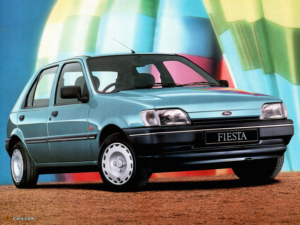 Ford Fiesta 5-door UK-spec 1989–95 wallpapers (1024 x 768)