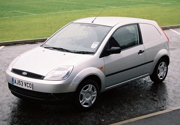 Ford Fiesta Van UK-spec 2002–05 wallpapers