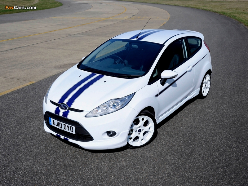 Ford Fiesta S1600 2010 wallpapers (800 x 600)