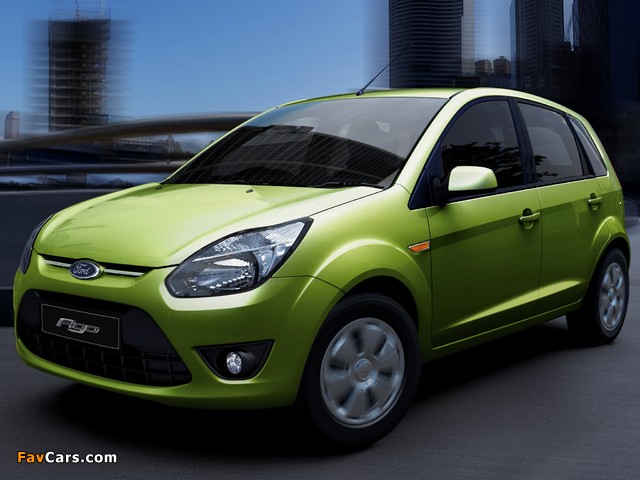 Ford Figo 2009–12 pictures (640 x 480)