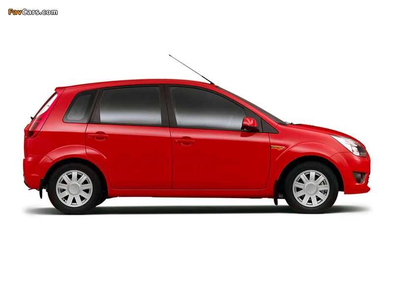 Images of Ford Figo 2009–12 (800 x 600)