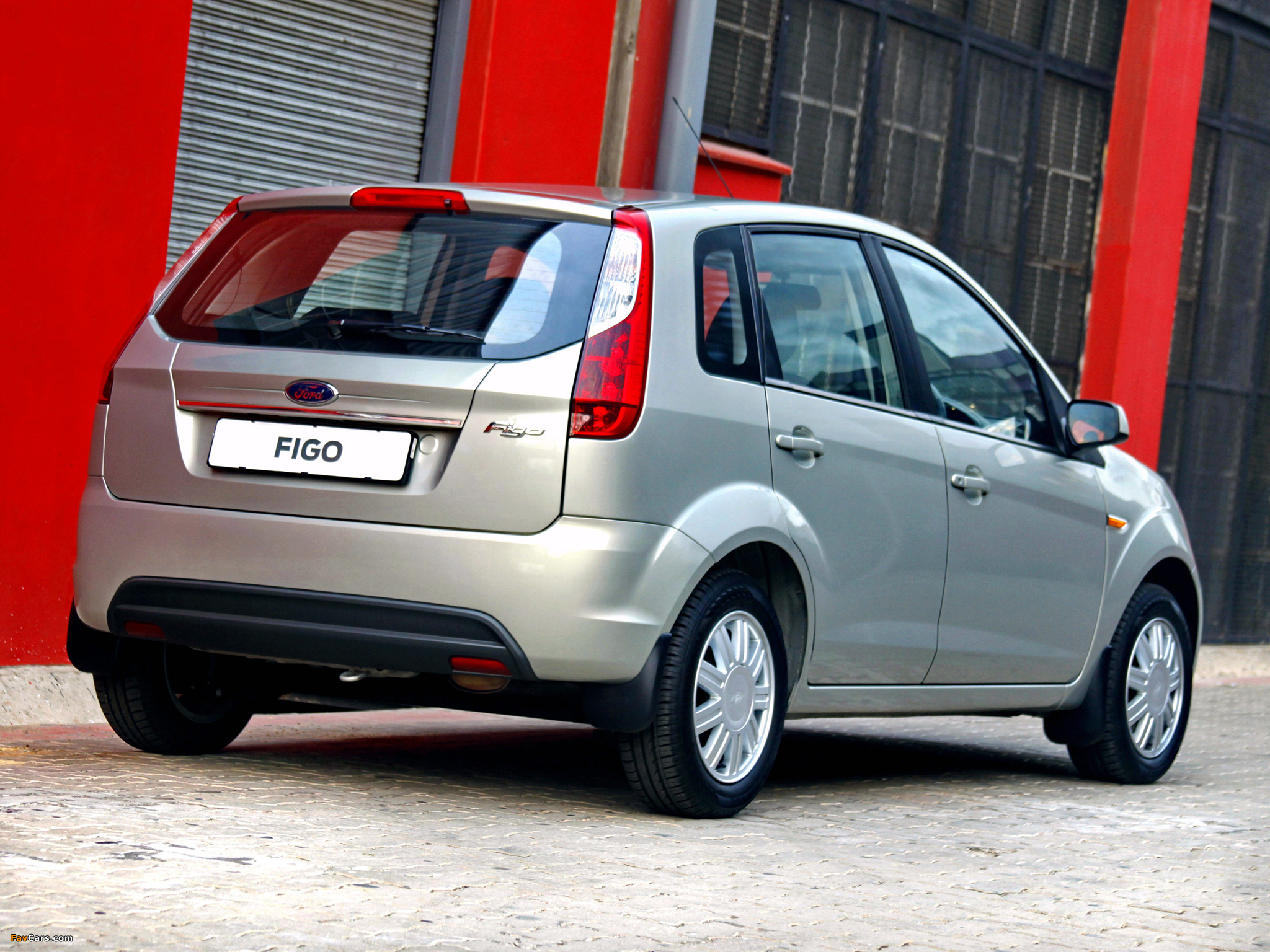 Pictures of Ford Figo 2009–12 (2048 x 1536)