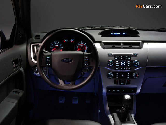 Ford Focus Sedan 2007–10 wallpapers (640 x 480)