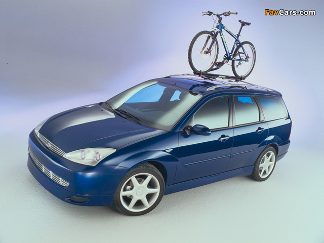 Ford Focus Wagon Kona Concept 2000 photos (640 x 480)