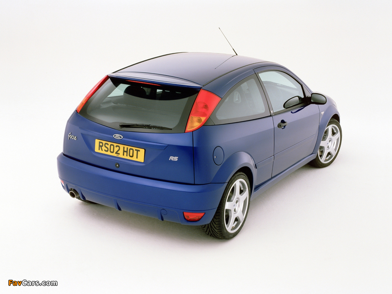 Ford Focus RS 2002–03 pictures (800 x 600)