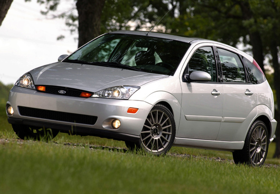 Ford Focus ZX5 SVT 2003–04 wallpapers