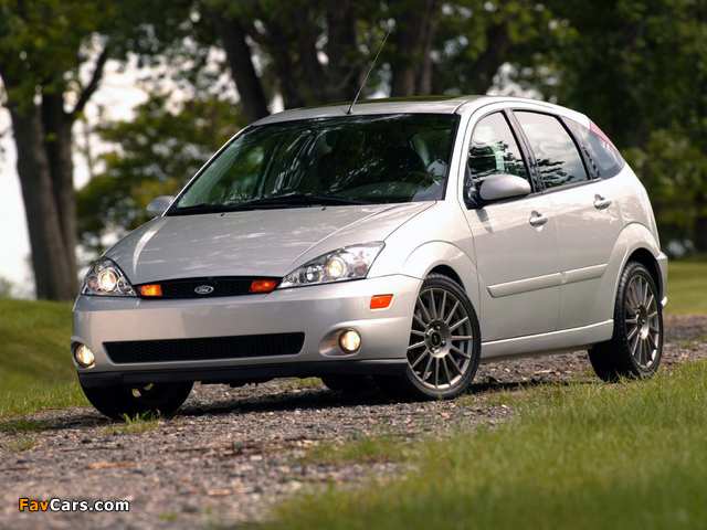 Ford Focus ZX5 SVT 2003–04 wallpapers (640 x 480)