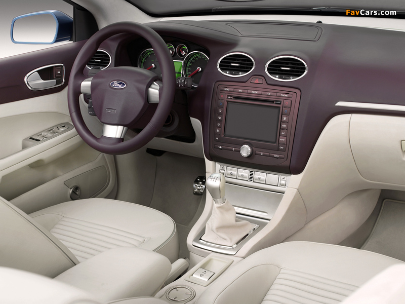 Ford Focus Vignale Concept 2004 wallpapers (800 x 600)
