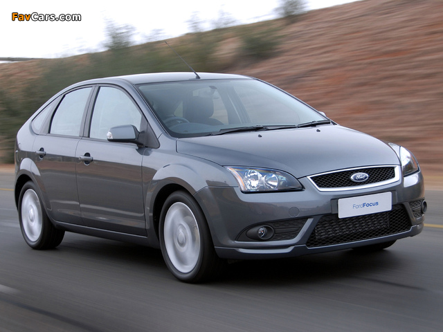 Ford Focus 5-door ZA-spec 2007–08 images (640 x 480)