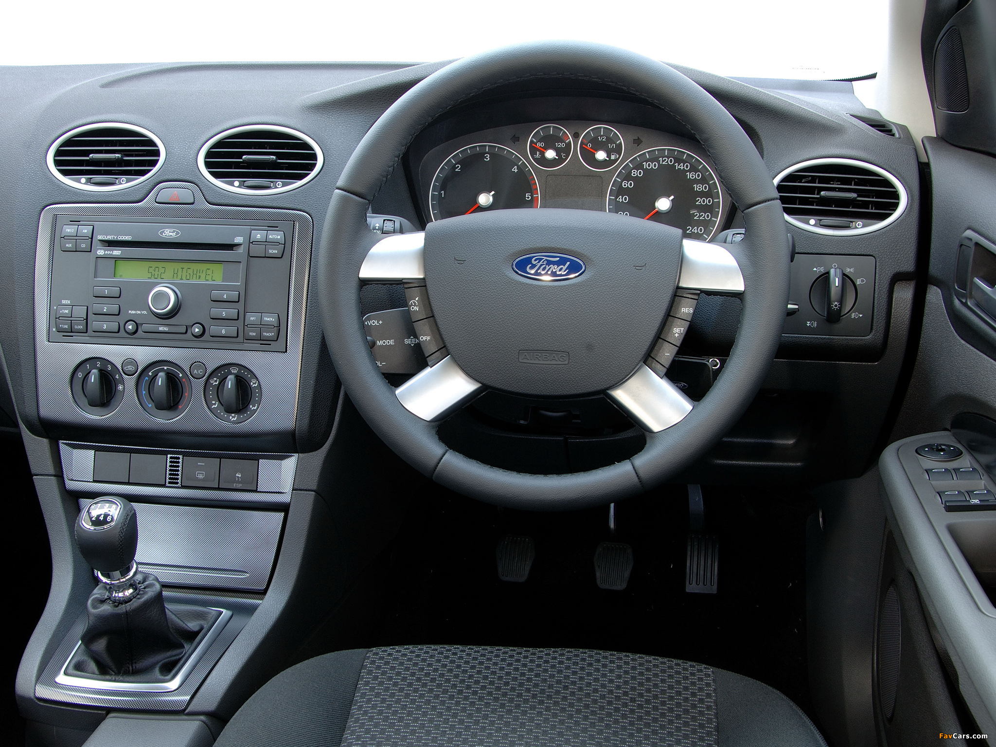 Ford Focus 5-door ZA-spec 2007–08 photos (2048 x 1536)