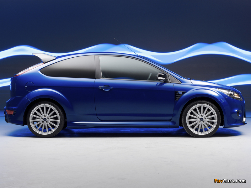 Ford Focus RS UK-spec 2009–10 images (800 x 600)