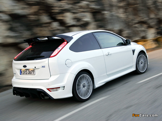 Ford Focus RS 2009–10 images (640 x 480)