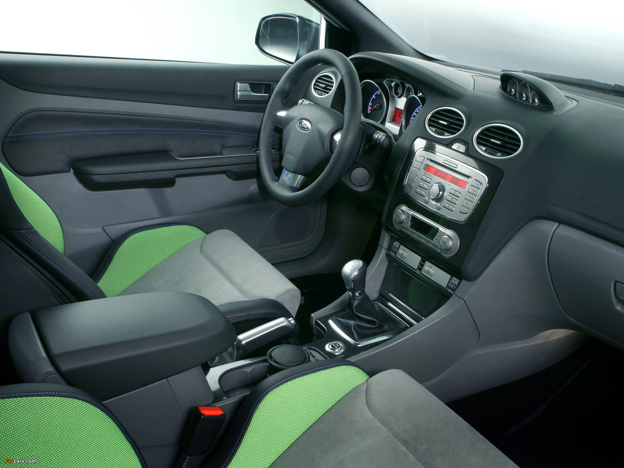 Ford Focus RS 2009–10 photos (2048 x 1536)