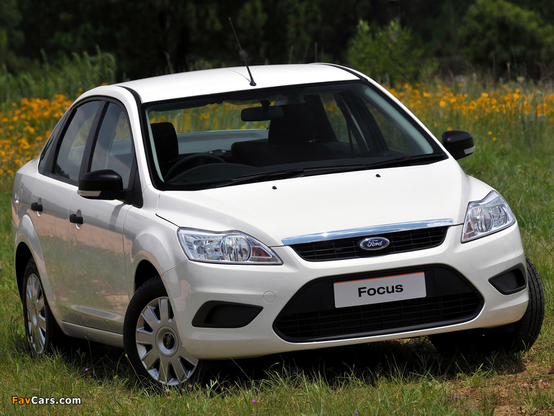 Ford Focus Sedan ZA-spec 2009–10 photos (800 x 600)