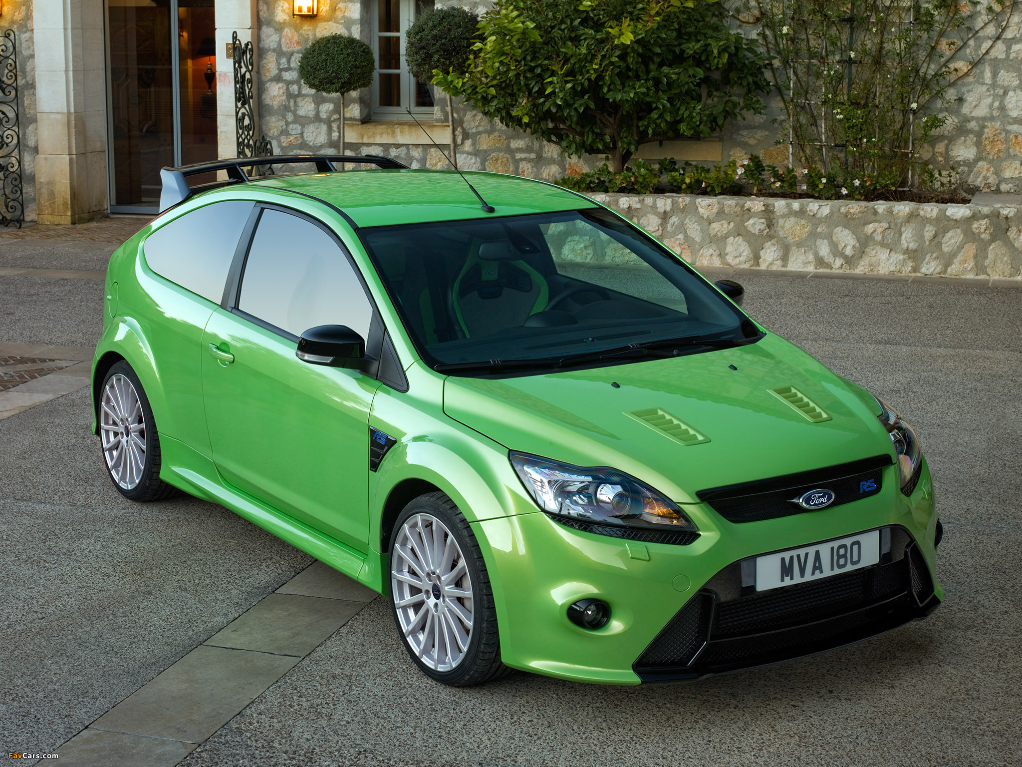 Ford Focus RS 2009–10 pictures (2048 x 1536)