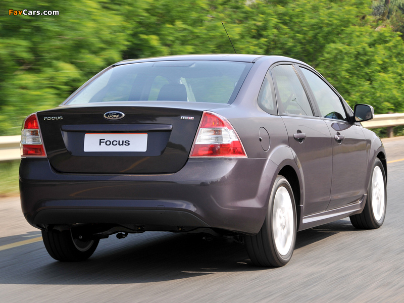 Ford Focus Sedan ZA-spec 2009–10 wallpapers (800 x 600)