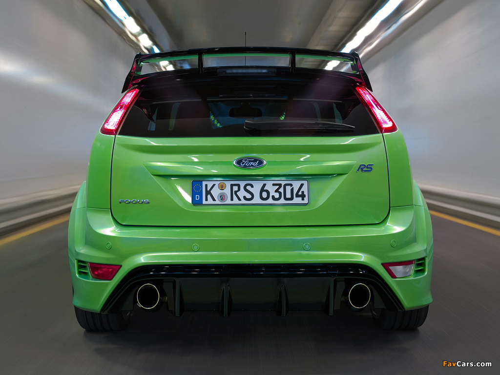 Ford Focus RS 2009–10 wallpapers (1024 x 768)