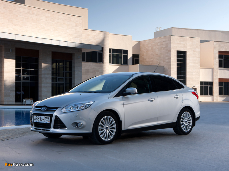 Ford Focus Sedan 2010 images (800 x 600)