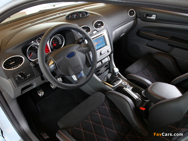 Ford Focus RS Le Mans Edition 2010 photos (640 x 480)