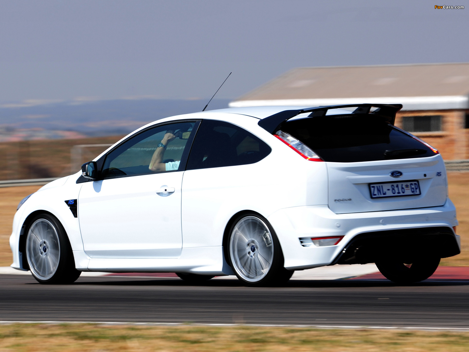 Ford Focus RS ZA-spec 2010 pictures (1600 x 1200)