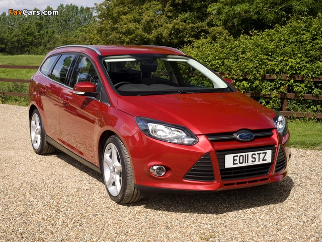 Ford Focus Wagon UK-spec 2010 wallpapers (640 x 480)