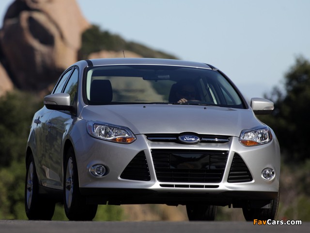 Ford Focus Sedan US-spec 2011 photos (640 x 480)