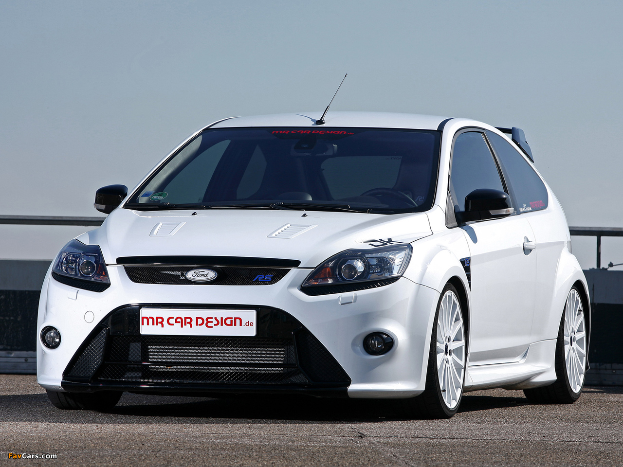 MR Car Design Ford Focus RS 2011 wallpapers (1280 x 960)