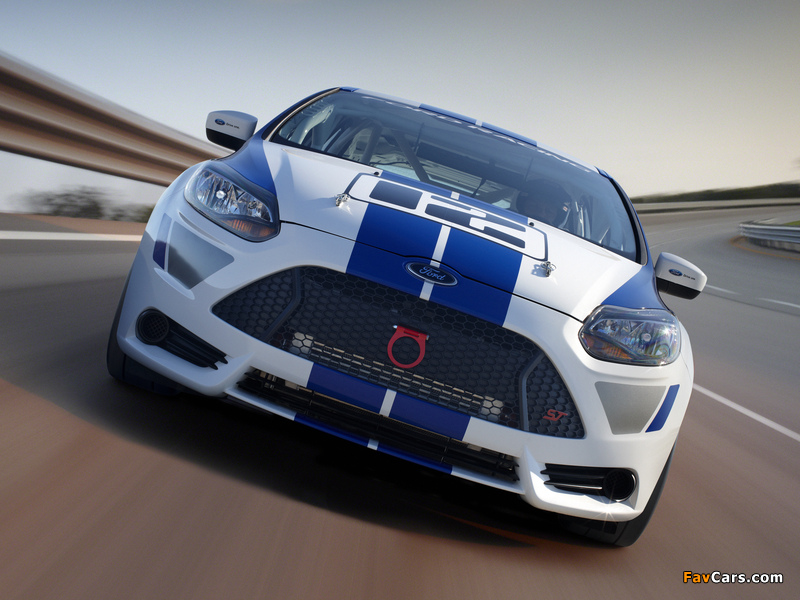 Ford Focus ST-R 2011 wallpapers (800 x 600)