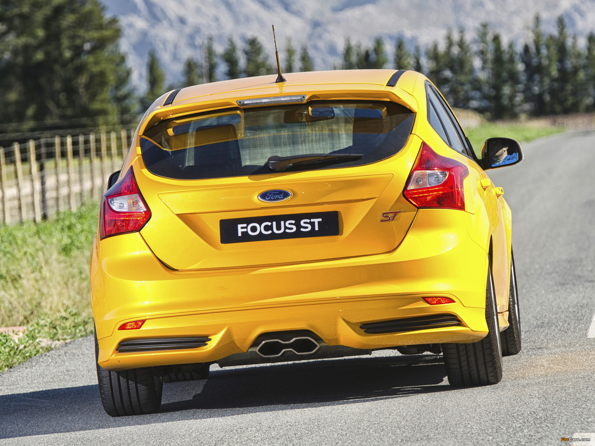 Ford Focus ST ZA-spec 2012 images (2048 x 1536)