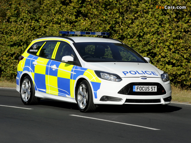 Ford Focus ST Wagon Police 2012 images (640 x 480)