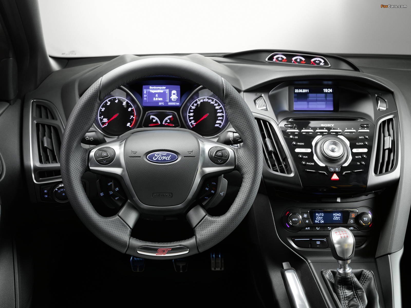 Ford Focus ST 2012 photos (1600 x 1200)