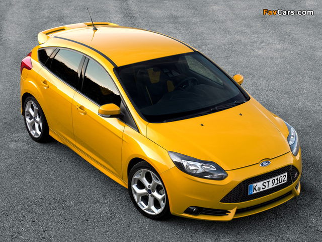 Ford Focus ST 2012 photos (640 x 480)