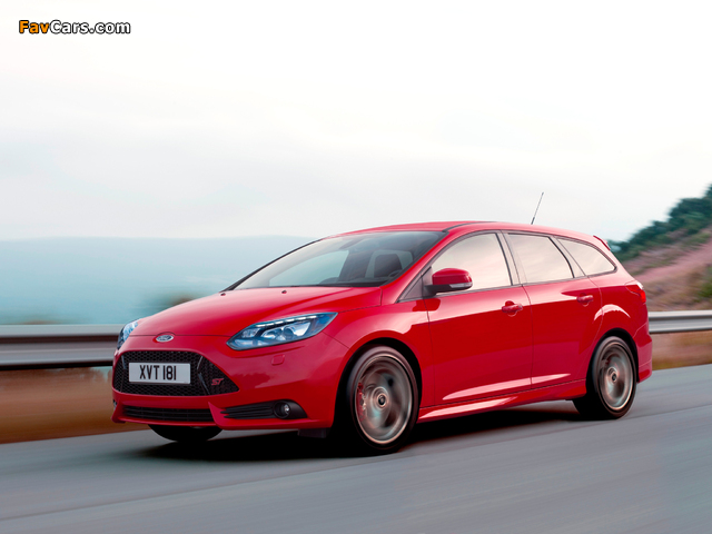 Ford Focus ST Wagon 2012 pictures (640 x 480)