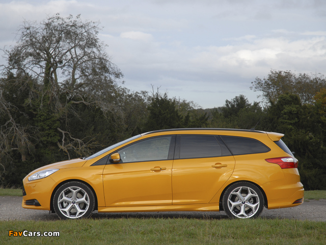 Ford Focus ST Wagon UK-spec 2012 pictures (640 x 480)
