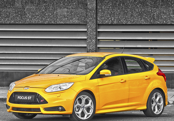 Ford Focus ST ZA-spec 2012 pictures