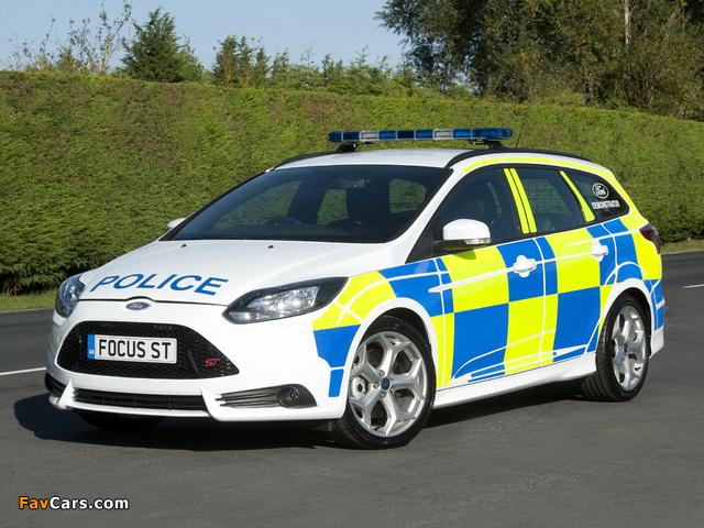 Ford Focus ST Wagon Police 2012 pictures (640 x 480)