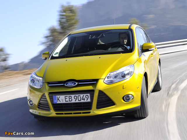 Ford Focus 5-door EcoBoost 2012 pictures (640 x 480)