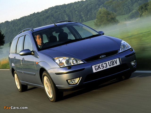 Images of Ford Focus Estate 2001–04 (640 x 480)
