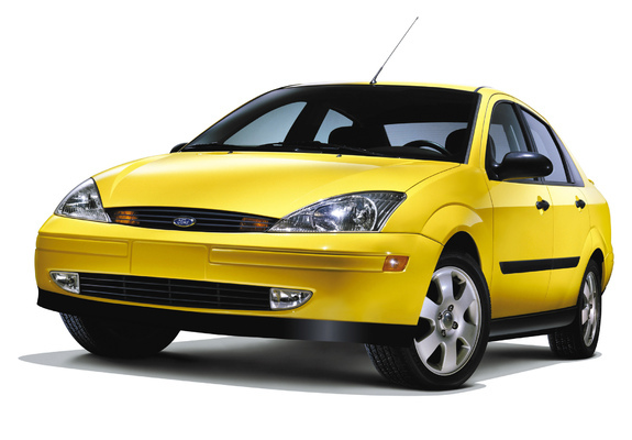 Images of Ford Focus Sedan Street Edition 2001