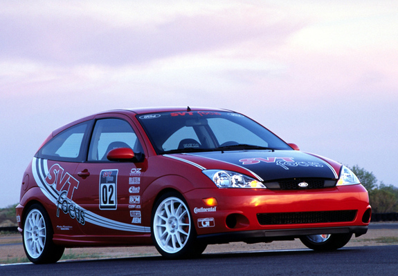 Images of Ford Focus SVT Competition Concept 2001