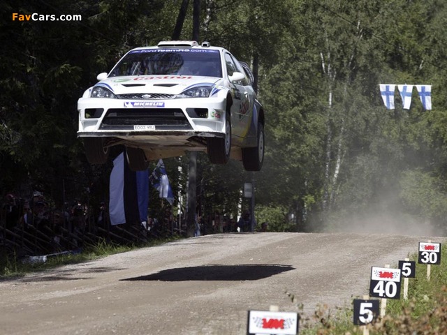 Images of Ford Focus RS WRC 2001–02 (640 x 480)