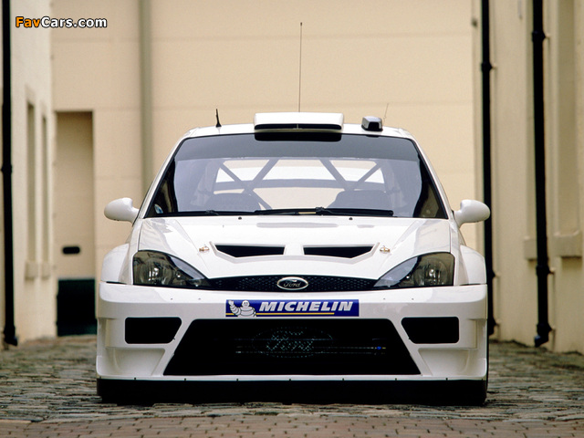 Images of Ford Focus RS WRC 2003–04 (640 x 480)