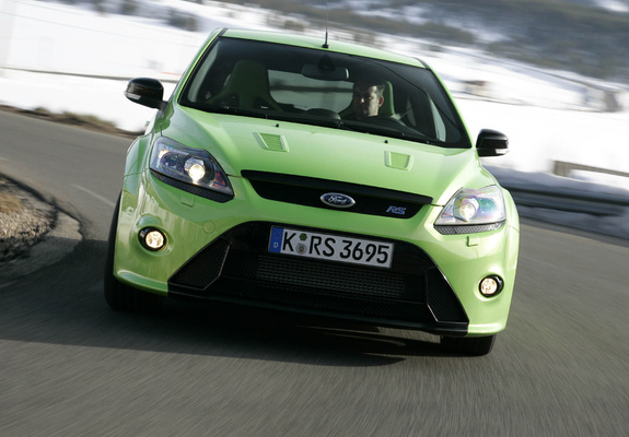 Images of Ford Focus RS 2009–10