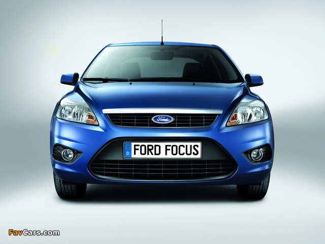 Images of Ford Focus Sedan CN-spec 2009–11 (640 x 480)