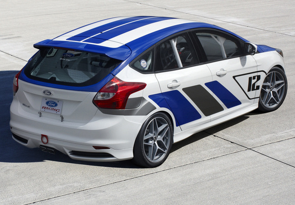 Images of Ford Focus ST-R 2011
